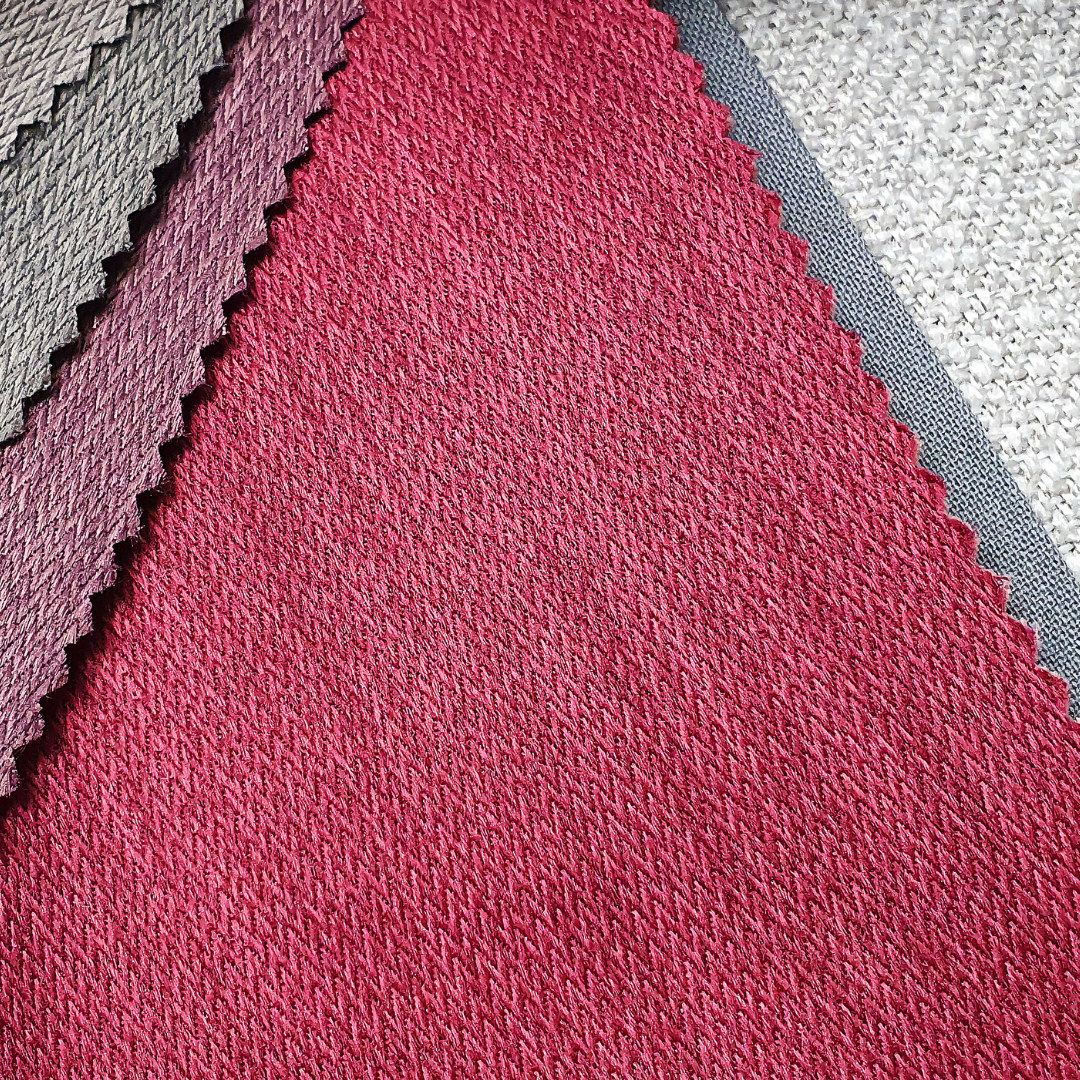 Markisenstoff und Markisenvolant Markisenstoffe aus Acryl sind besonders langlebig und bestechen durch eine einmalige Leuchtkraft, denn das Tuch wird aus spinndüsengefärbtem